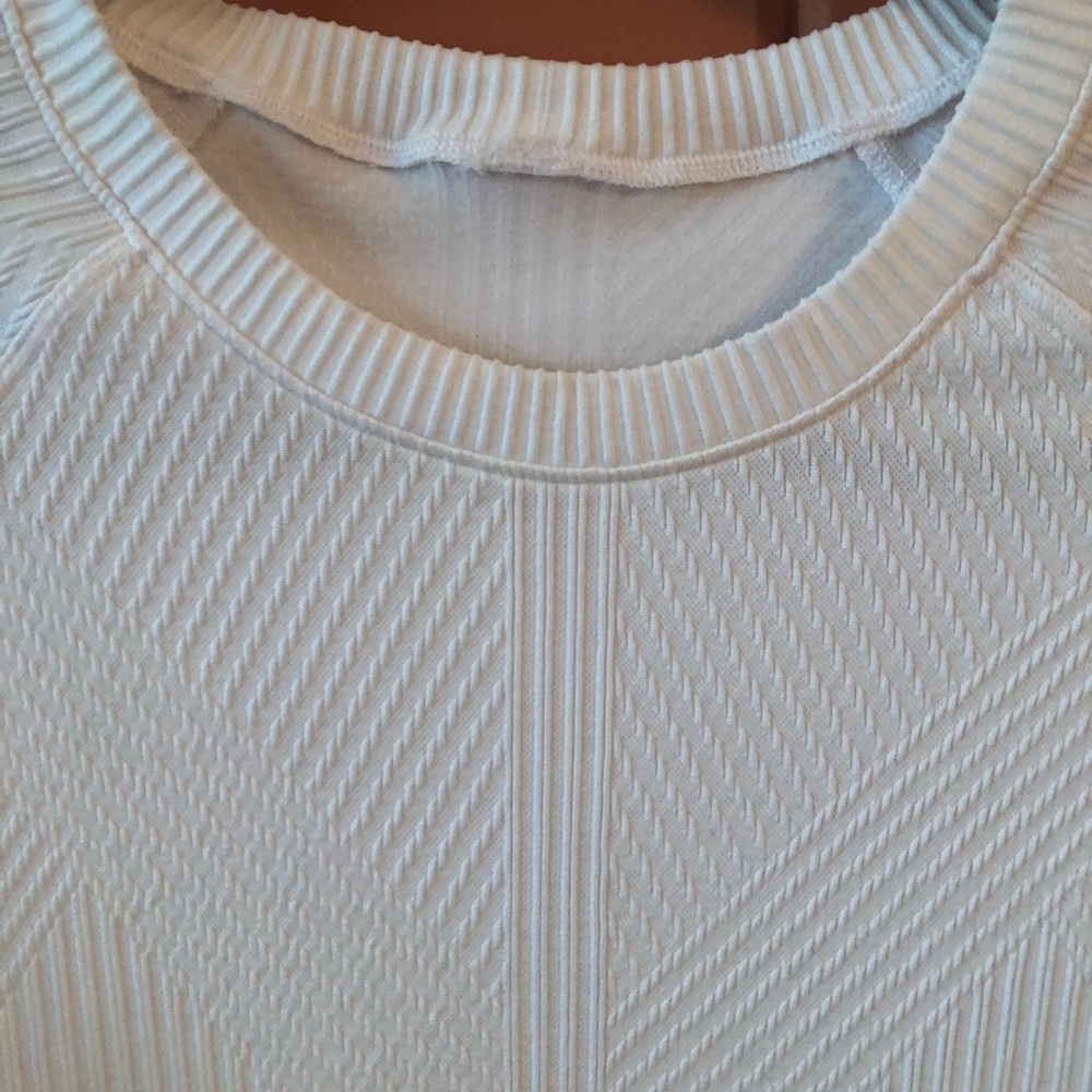 Lululemon dbl knit long sleeve white top with white on white pattern. Worn once.